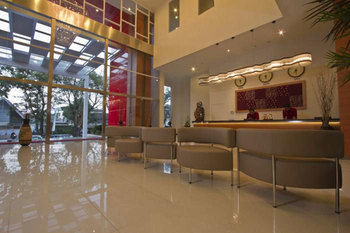 Lampion Hotel Solo Bagian luar foto