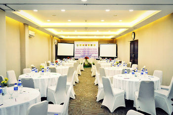 Lampion Hotel Solo Bagian luar foto